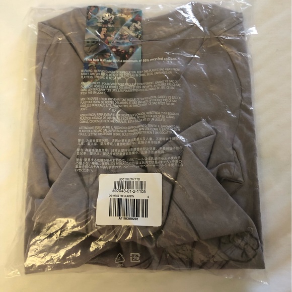 NEW GapKids “Spiderman” Disney 100 Edition Marvel Superhero Graphic TShirt Small - Picture 3 of 5